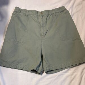 Northern Reflections Sage Green Women's Shorts SZ 11/12 100% Cotton